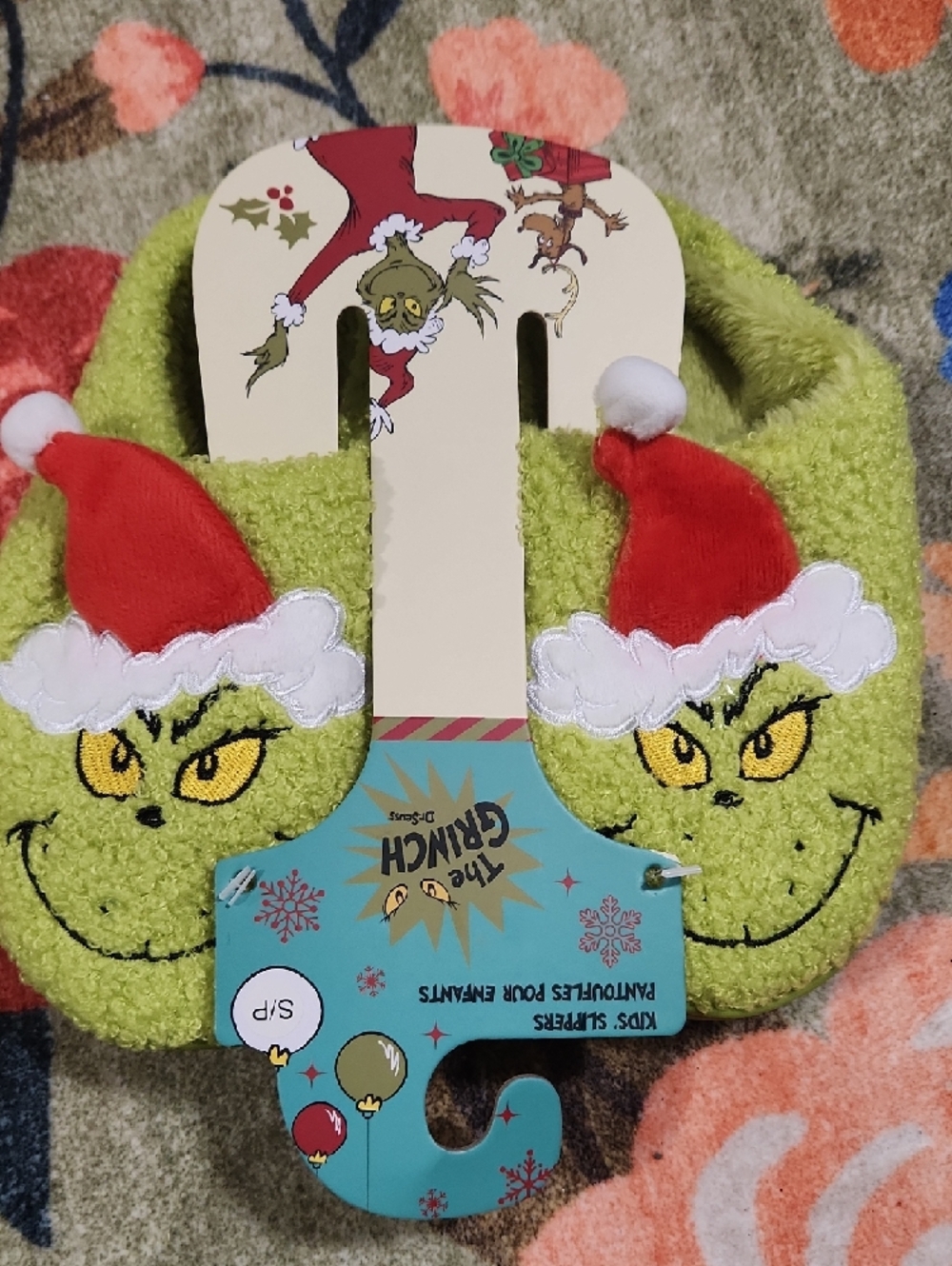 Dr. Seuss The Grinch Kids Plush Slippers 7/8 - Lime Green with Red and White Hat